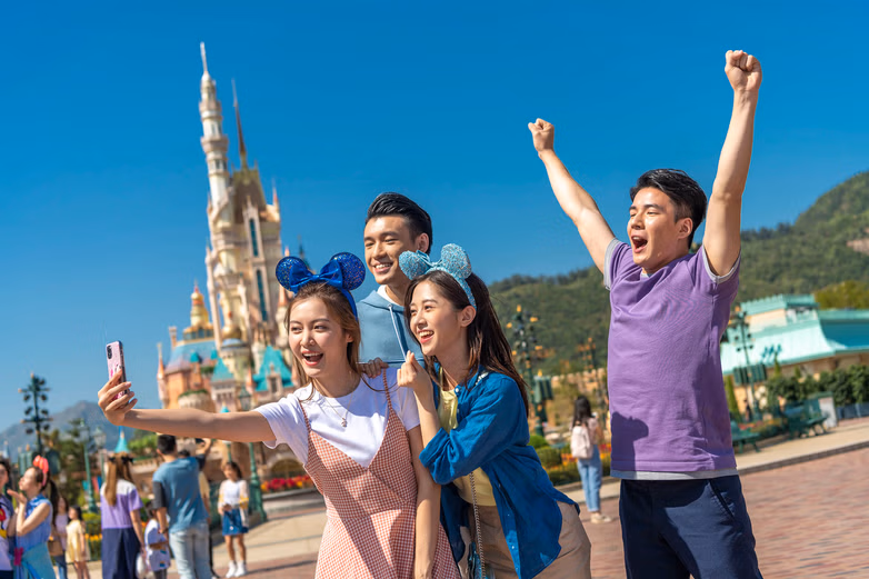 Scenic Tour to Hong Kong & Macau | FREE Disneyland Tickets
