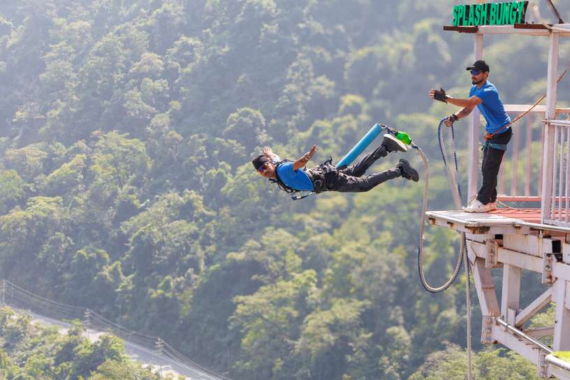 Bungee Jump (55 Mtr) with DSLR Video in Rishikesh in Rishikesh — photo 3