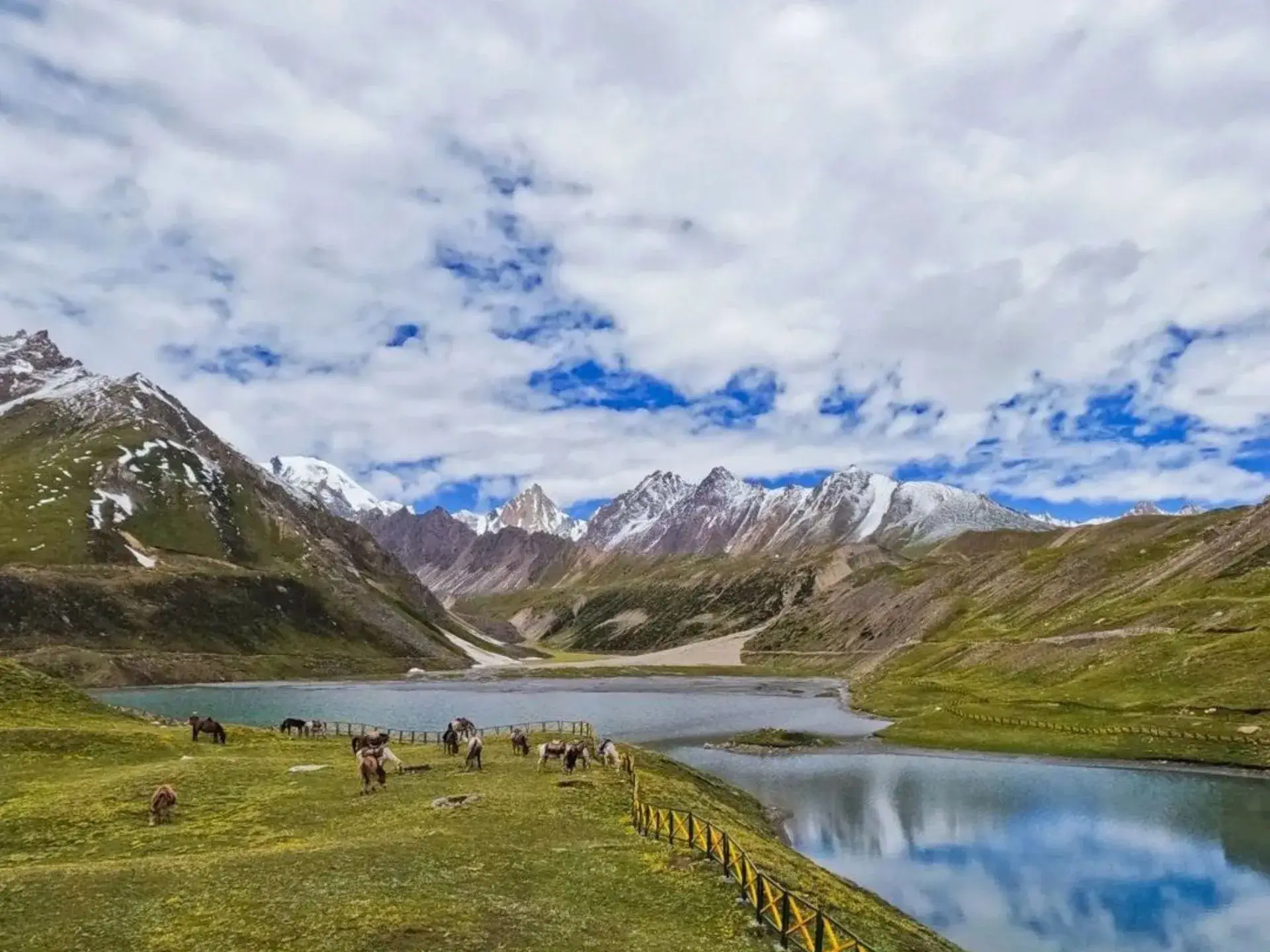 Parvati Sarovar image