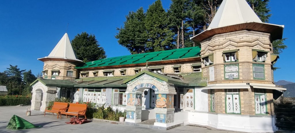 Narayan Ashram image