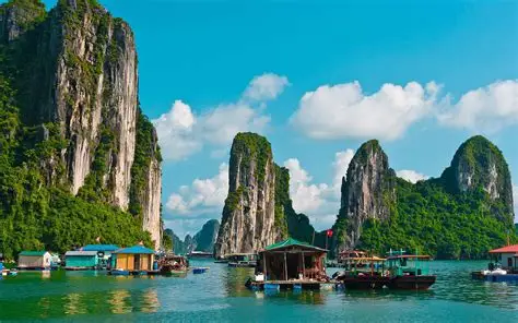 Escape to Vietnam with Boat Ride to Tam Coc Caves | Hanoi & Halong Bay Tour — Vietnam — photo 4